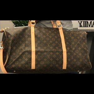 Not authentic LV duffel bag.